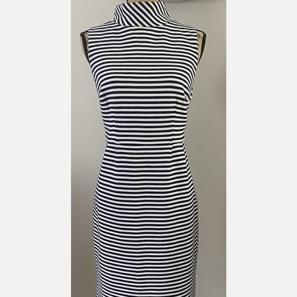Boden Dresses & Skirts - Boden Striped Sixties Ponte dress. Size 8.